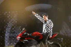 “复活”26年前演唱会是门情怀生意？| 对话任贤齐图片