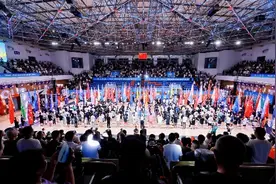 当贵州“村BA”遇上浙江“富村篮” 杭州富阳最火篮球季燃起来了图片