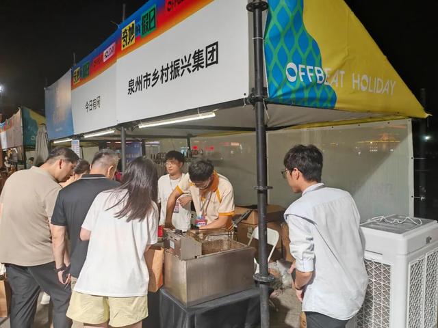 太火爆！中山南路鸣锣开市，到处都是人人人人