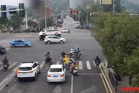 小灿说交通｜优先通行≠免责，救护车被撞翻还要负全责图片