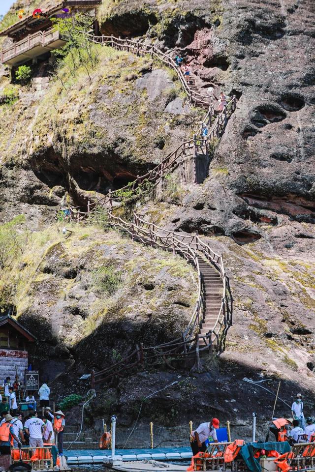 秋日龙虎山，辽宁老铁乐游仙境！