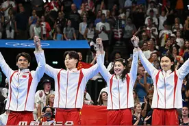 破亚洲纪录！男女混合4×100米混合泳接力中国队摘银图片