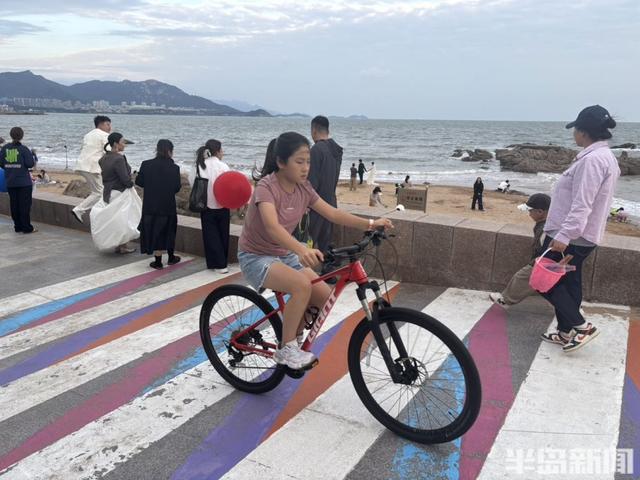 秋日亲子骑行乐悠悠