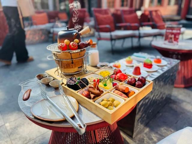 胡同不一“Young” | 北锣鼓巷：白蜡树下的北平之秋