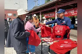 沉浸式”培训+“指导性”服务 | 六盘水高新区多举措提升全民消防安全意识图片