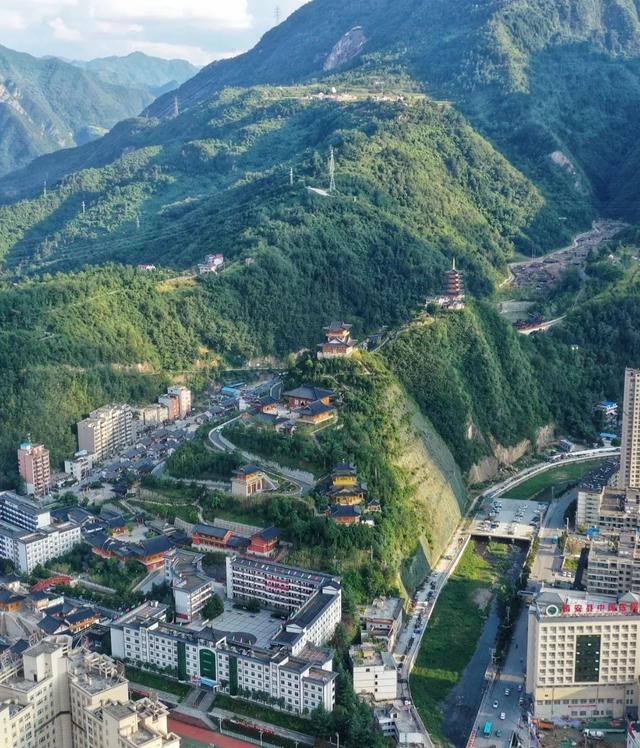 躲进22℃的商洛，5条宝藏线路带你清凉一“夏”→