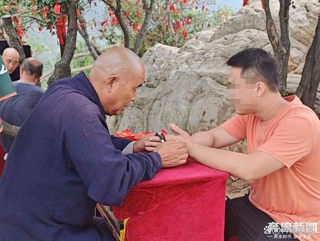 少林寺换住持满一月：9990元的高价香不再推荐，数十名僧人离开