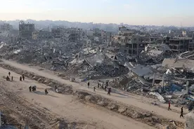 以色列国防军称在加沙地带“打击对以军士兵的威胁”图片