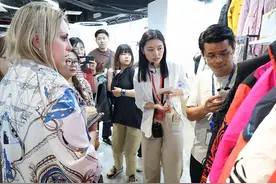 石狮成立外国人服务中心，系全省首个县级市外国人服务中心图片