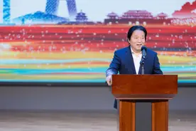 开放互融！河南艺术职业学院中外合作办学文化艺术交流月盛大启幕图片