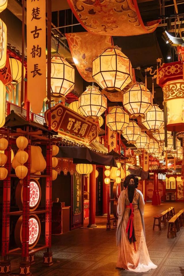 邀您免费畅玩！来木兰不夜城探索侠气与温柔