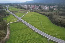 桂林有3条农村公路上榜“2024年广西美丽农村路”，这些路为何美得“出圈”？图片