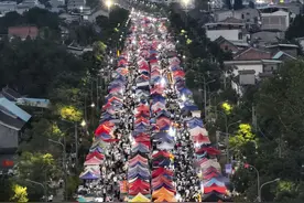 济源：小满传统庙会点燃夜经济图片