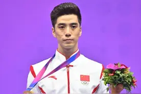 正常发挥！“常青树”常志昭问鼎武术男子刀术棍术全能图片