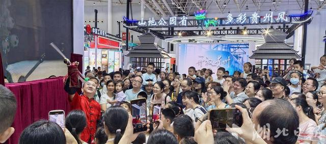 本周末，在武汉一站式逛遍“全景中国”