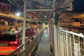 让返程更温馨，广州火车站、广州东站出租车上下客点设志愿者引导岗及便民服务点图片