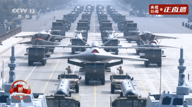 无人潜航器、无人布雷系统等亮相