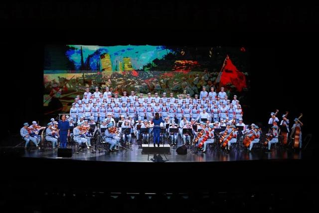 跟着赛事游遵义│4500人集结遵义!贵州红越野总决赛开跑,红色基因+铁人精神燃动暖冬