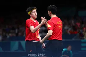 中国男乒3比0战胜东道主法国队，9日决赛迎战瑞典队图片