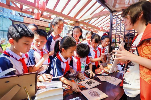 呈现汉代诸侯王国文化！2025南越王博物院考古遗址研学季启幕