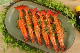 美食厨房丨蒜蓉黑虎虾图片
