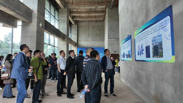 2025腾冲科学家论坛 | 30余名院士、专家调研滇池度假区“医旅康养”融合发展