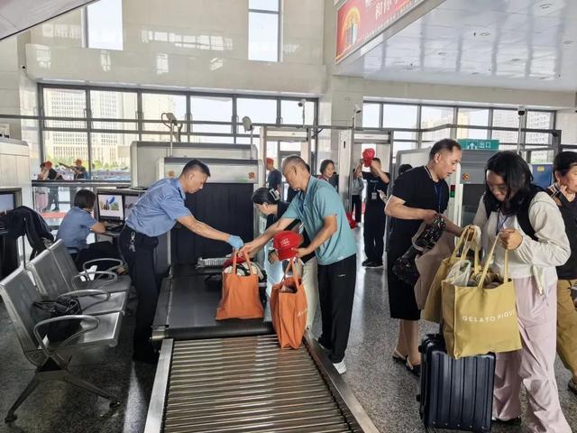 搭乘旅游专列，“花样菏泽”一路向北