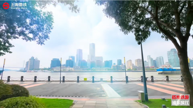 搭地铁游浦东滨江：老工业风和都市繁华，风景美不胜收