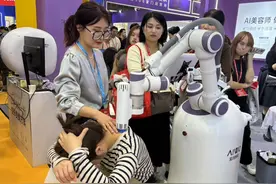 AI美容师上岗，数字化技术推动美业加速洗牌图片
