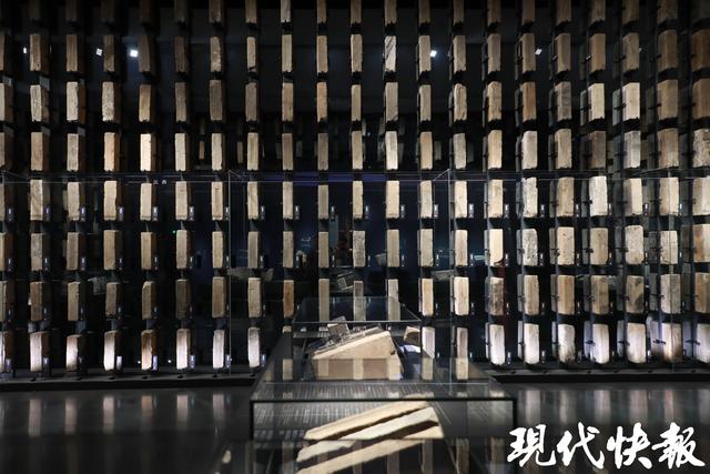 读城｜City Walk 升级City Drive！南京六朝文脉开进现实