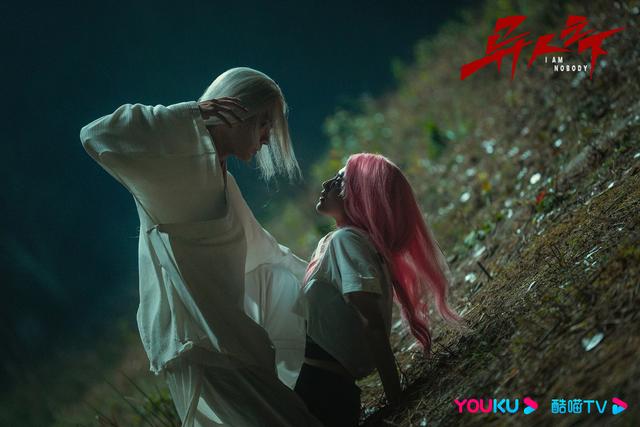 《异人之下》竟然面试了上百个冯宝宝｜揭秘
