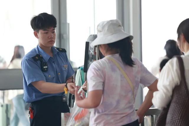 城际铁路“公交化”，旅客旅途更自由