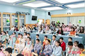 福建幼高专附属二园携手印尼泗水小太阳三语学校幼儿园举办“端午节”线上分享活动图片