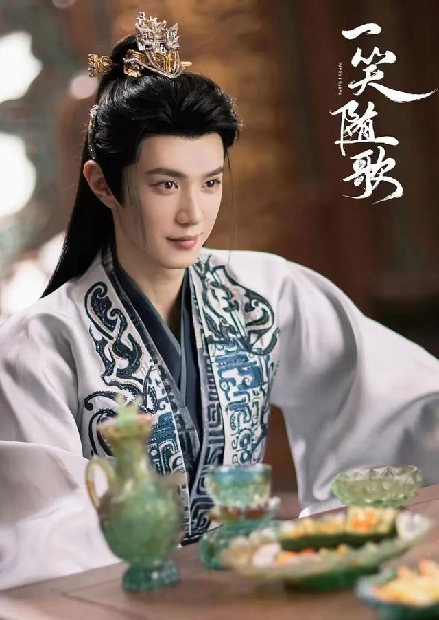 李沁第一次摇人宣传新剧