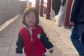 从金牌讲解员到汉服妆造师！“妈呀哥”带你体验正定古城“国潮风”图片