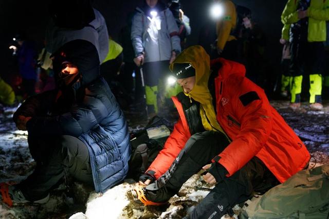 黔籍学子闪耀雪域！中国高校女子登山队首批队员登顶奥太娜雪山