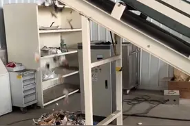 离婚后婚纱照怎么办，有人专门这么干……图片