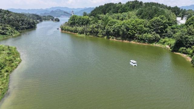 爆款预定！无人驾驶智能游船解锁百花湖新玩法