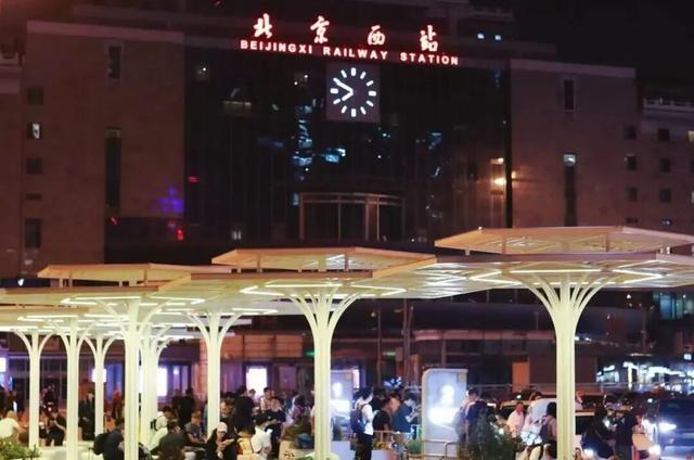 月满京城，站站生花！“七站两场”中秋打卡指南来了！