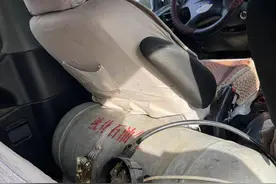 面包车司机花3000元“油改气” 加气站工作人员拒绝加气 原因竟是……图片