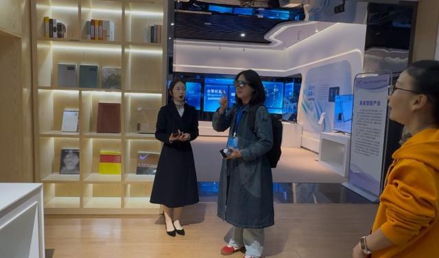 2025网聚美好安徽网络主题活动 | “魔镜”现身 “神笔马良”也来了？安徽这座“紫云山”不一般