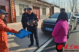 嘉祥县公安局大张楼派出所开展沿线管道巡查及宣传活动图片
