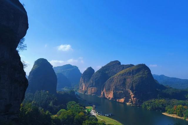 找到了！《异人之下》里囚禁老天师的亭子，就在龙虎山迎仙台！