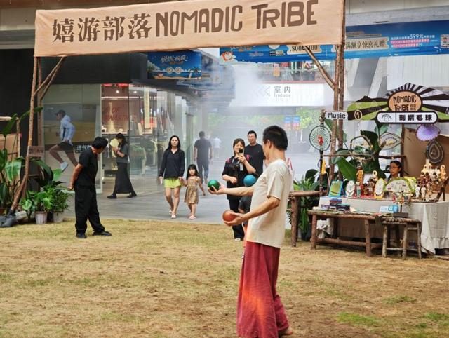 蒙古包、烤全羊、音乐会，长风大悦城举办草原游牧体验活动