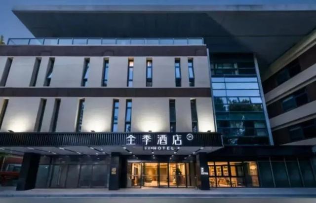 免费！还能上去唱！还有Labubu全国首店 | 北京音乐地图
