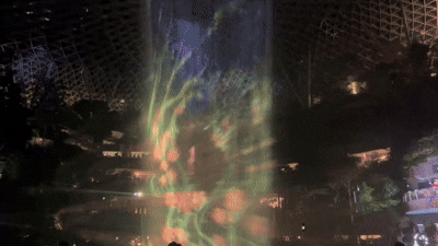 迪士尼游轮正式登陆樟宜！6米巨船+海底世界，打卡、DIY、嘉年华、限量周边一次玩爽！