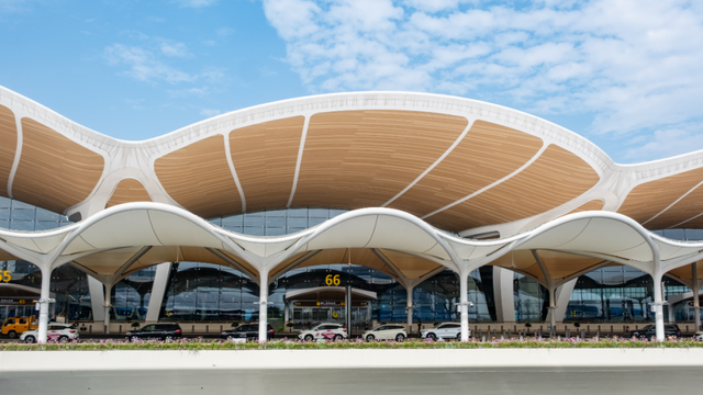 广州全面统筹城市更新，大力推动城市结构优化、品质提升、协调发展、绿色转型丨全力以赴跑好“第一棒”④