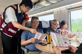 服务旅客216万人次！“健康中国川渝号”两岁啦图片