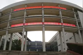 2024年国家统一法律职业资格考试武汉考区客观题考试顺利收官图片