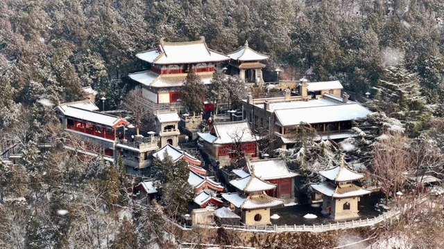 快，晒出你手机里2026年的第一场雪！